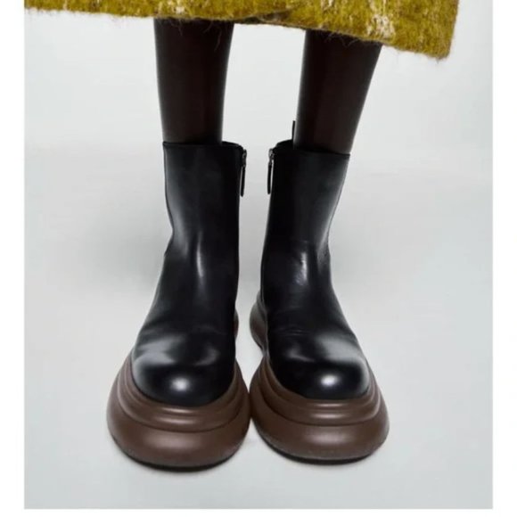 ZARA THICK SOLE REAL LEATHER ANKLE BOOTS - Picture 4 of 8